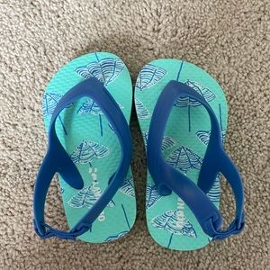 Old Navy flip flops - 5